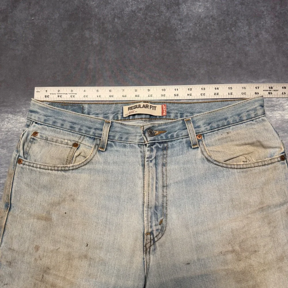 Vintage Levi's 505 Regular Fit Mens Light Wash Distressed Denim Jeans Size 34x30